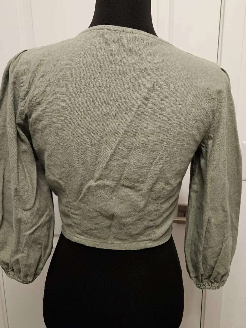 Abercrombie & Fitch women blouse sage green cropped tie-front size S